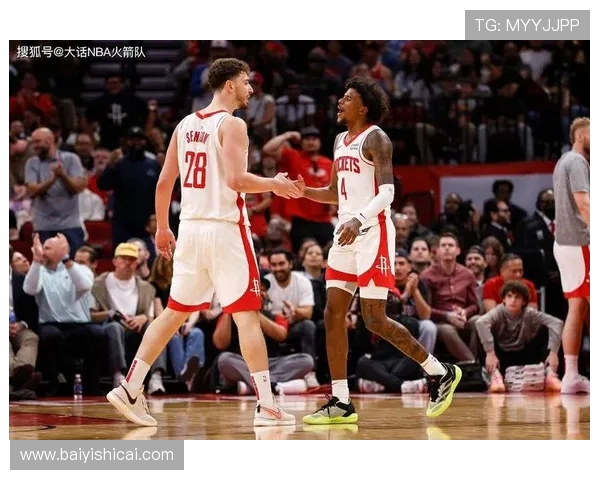 雷霆迎战火箭激烈对决 全力争夺季后赛席位赛场再掀波澜