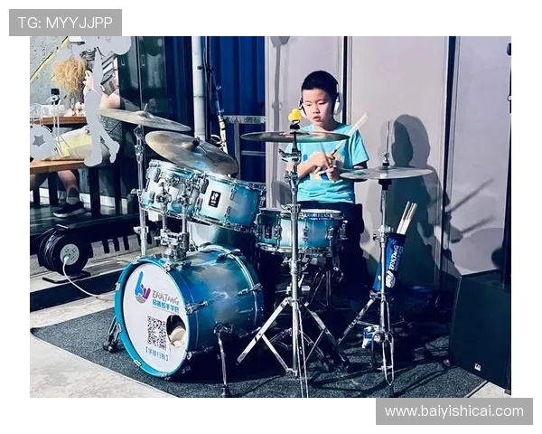 深圳街舞队个人能力引发热议舞者实力与团队合作的深度探讨 深圳街舞队个人能力引发热议舞者实力与团队合作的深度探讨