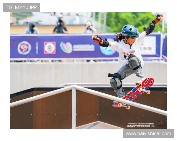 滑板精英赛背后的故事:成都极限运动队勇攀高峰的奋斗历程 滑板精英赛背后的故事:成都极限运动队勇攀高峰的奋斗历程